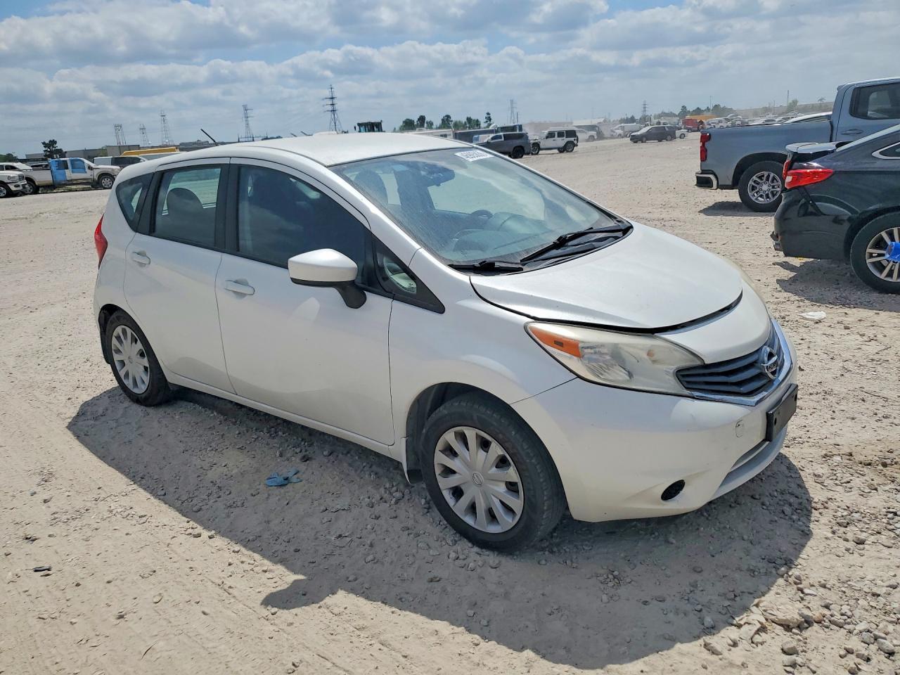 2015 Nissan Versa Note Sv - Фото 4