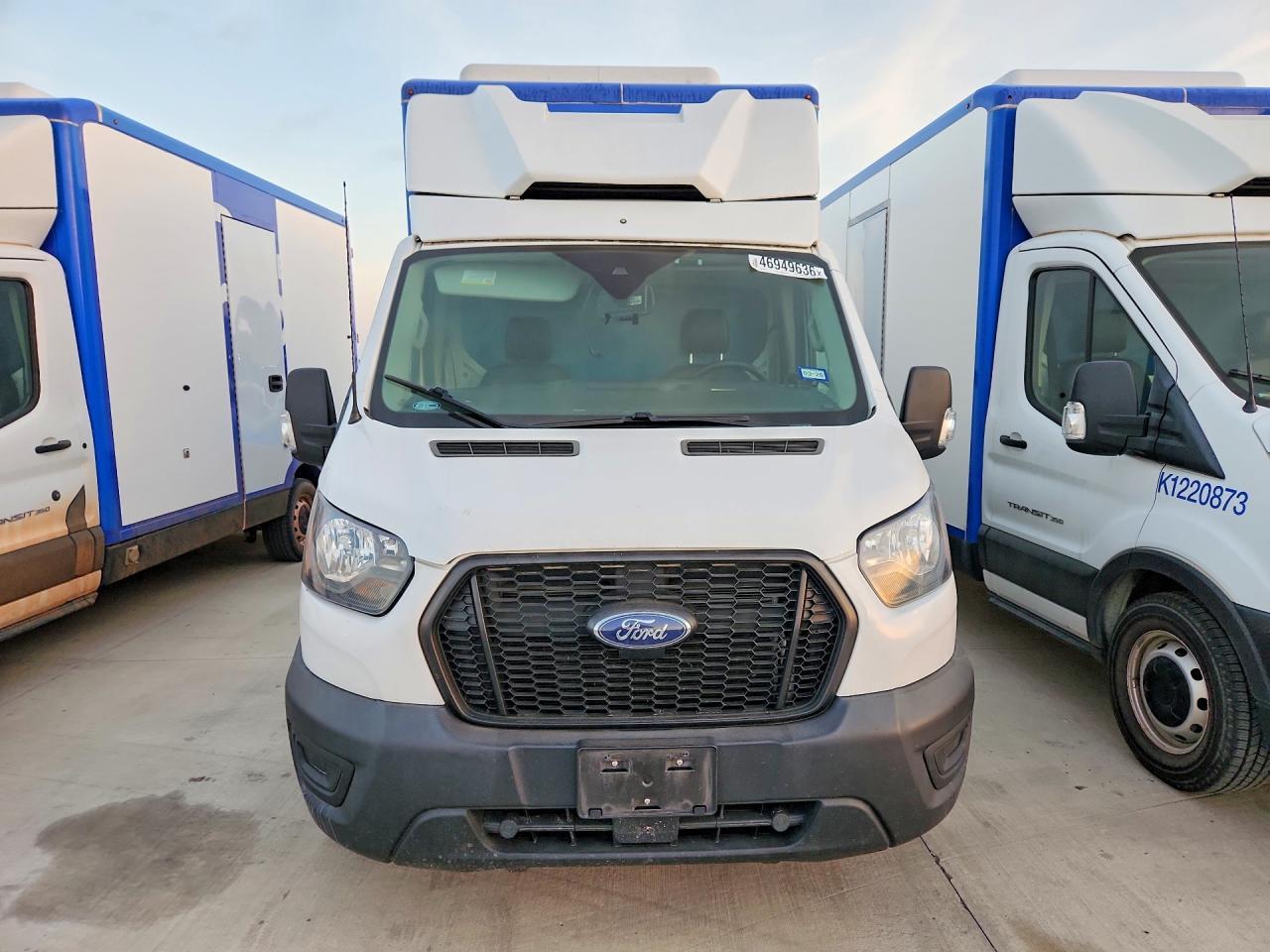 2022 Ford Transit Delivery Truck - Image 5