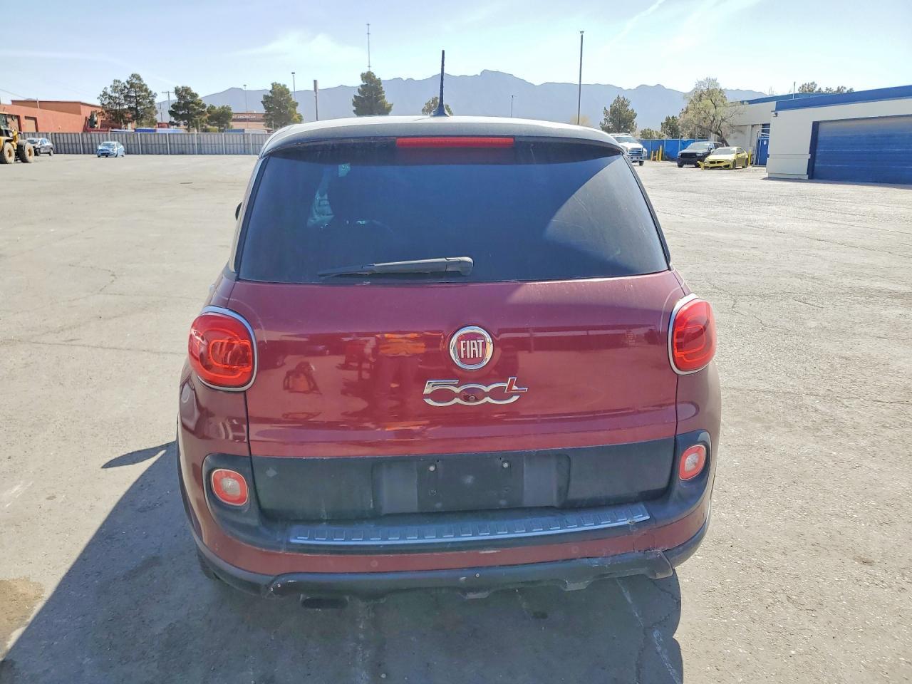 2016 Fiat 500L Trekking - Image 6