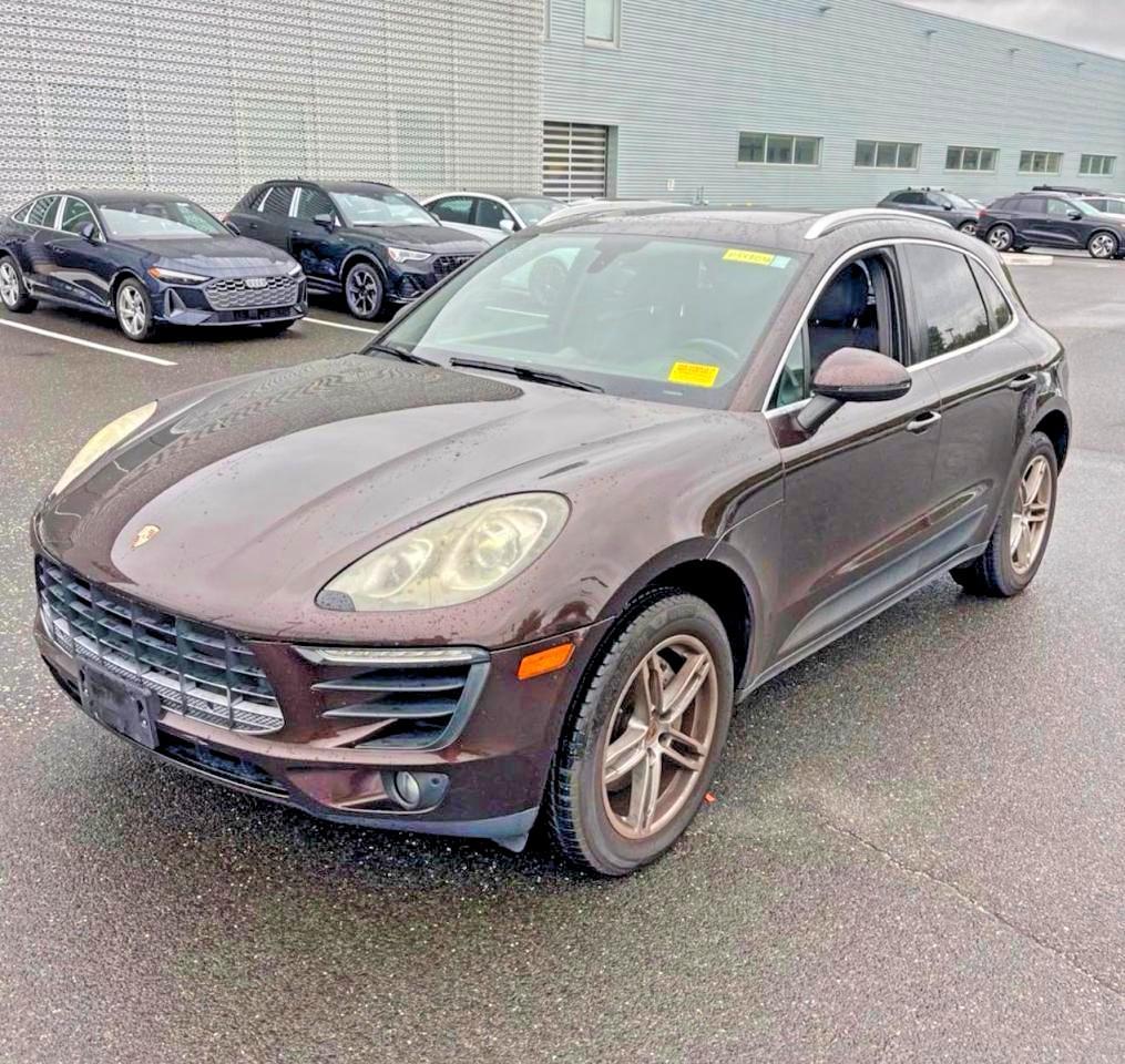 2015 Porsche Macan S - Image 2