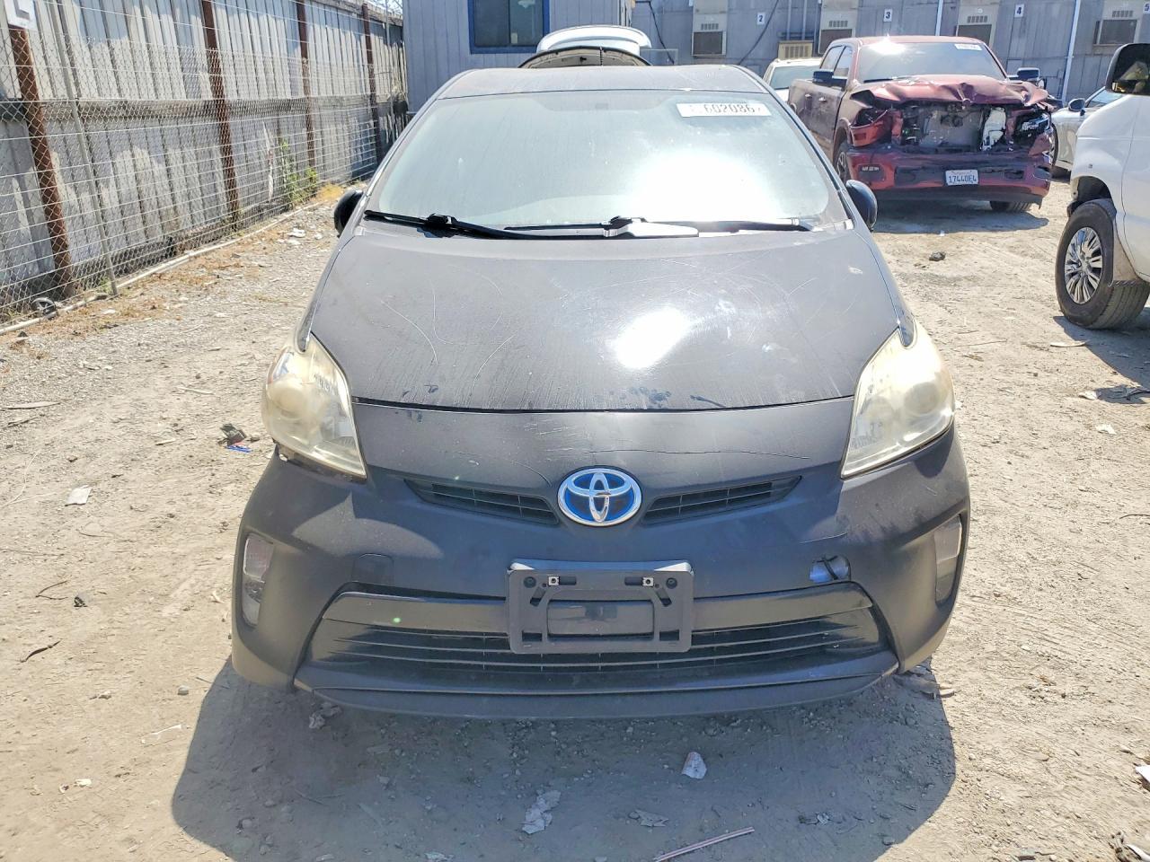2015 Toyota Prius Two - Image 5