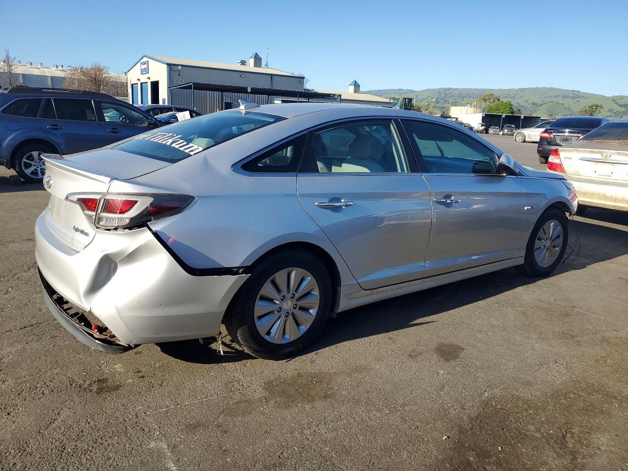 2016 Hyundai Sonata Hybrid Se - Фото 3