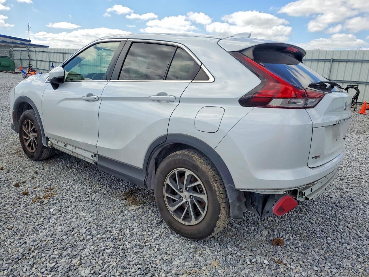 2023 Mitsubishi Eclipse Cross Es - Фото 2