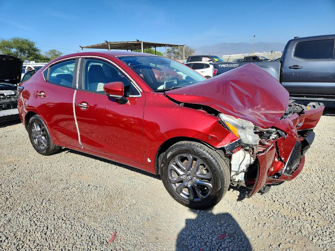 2019 Toyota Yaris Le - Image 4