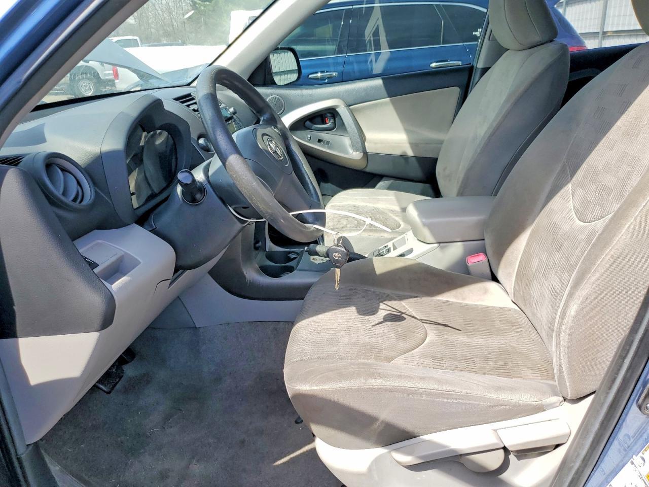 2010 Toyota Rav4 Base - Image 7