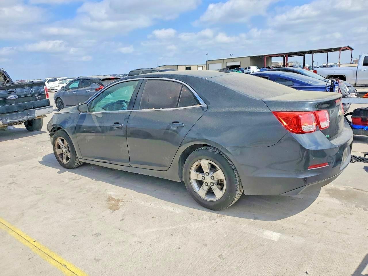 2014 Chevrolet Malibu Ls - Фото 2