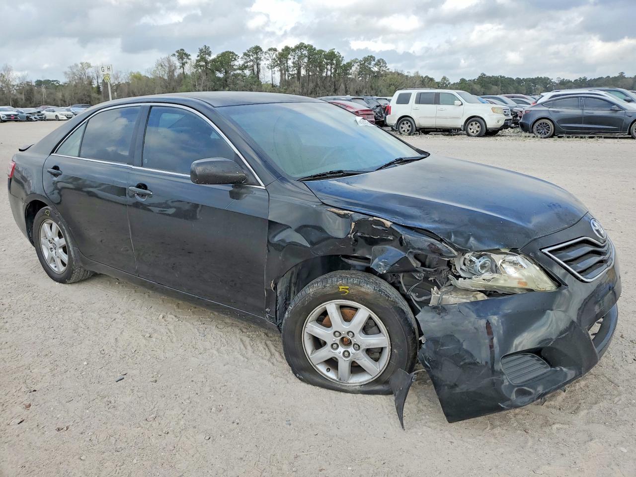 2010 Toyota Camry Base - Фото 4