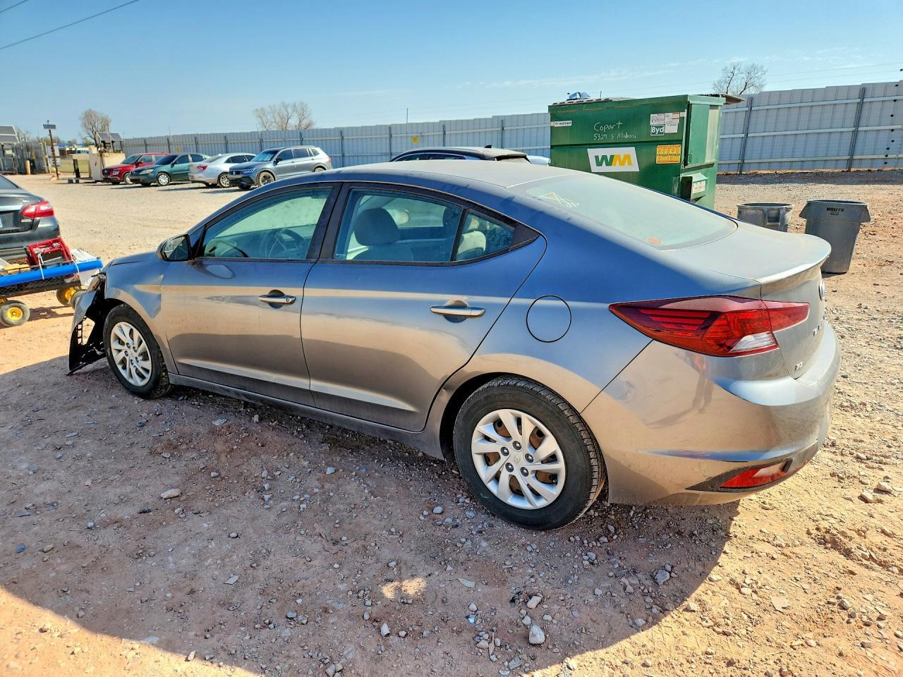 2019 Hyundai Elantra Se - Фото 2
