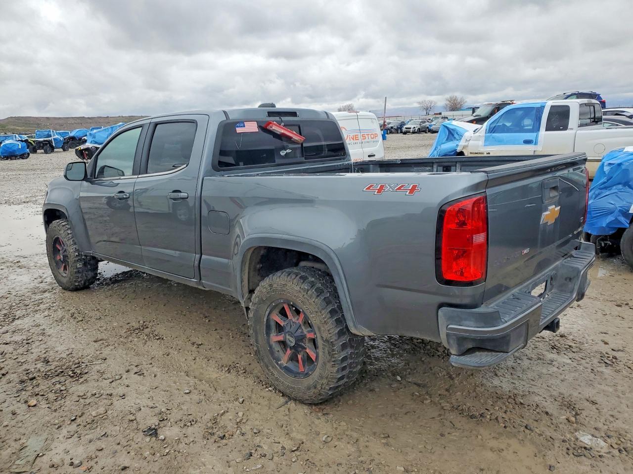 2019 Chevrolet Colorado Lt - Фото 2