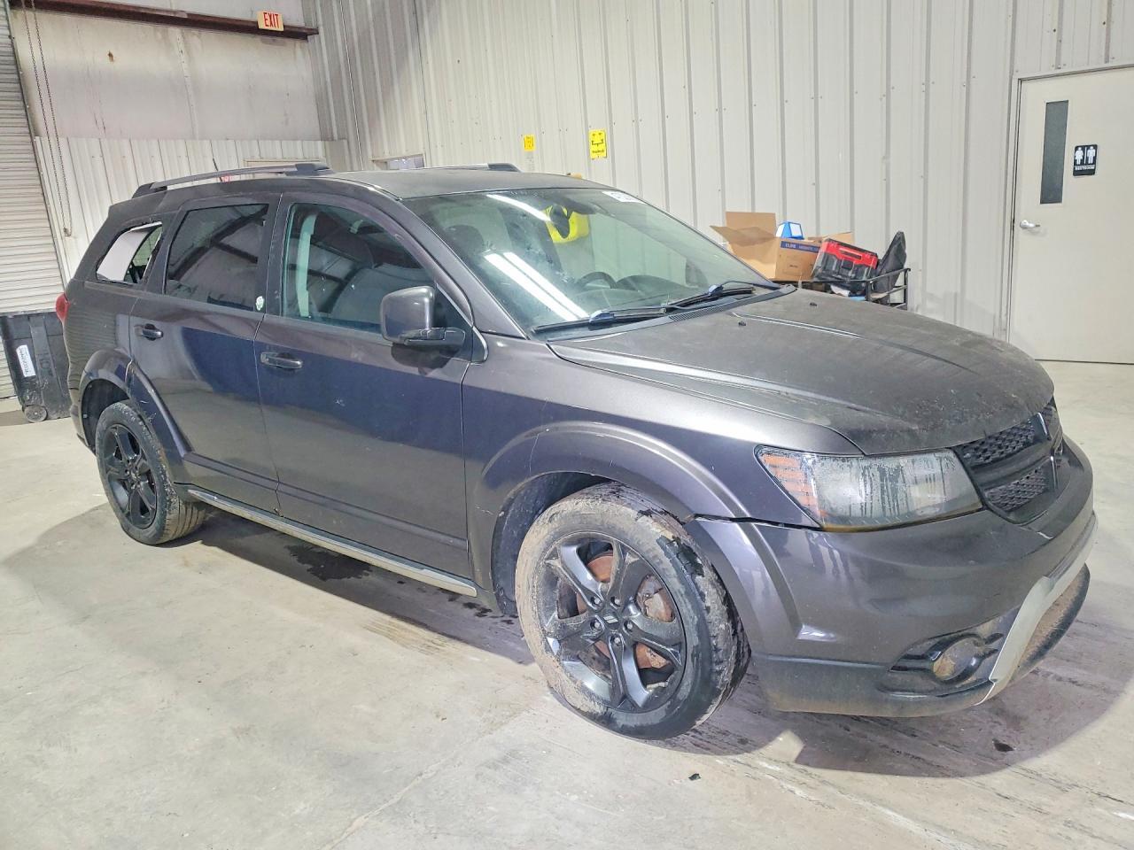 2018 Dodge Journey Crossroad - Image 4