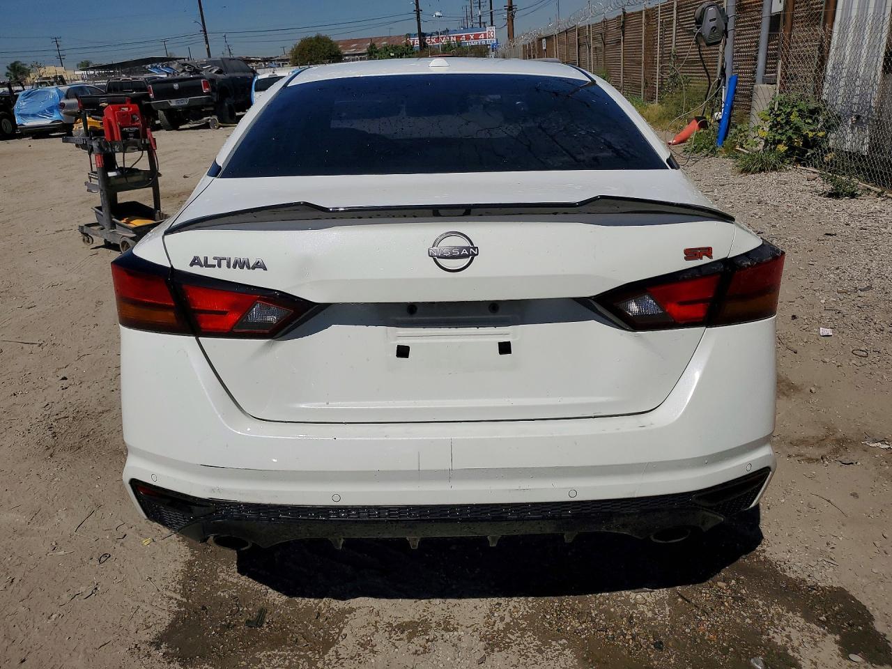 2025 Nissan Altima 2.5 Sr - Фото 6