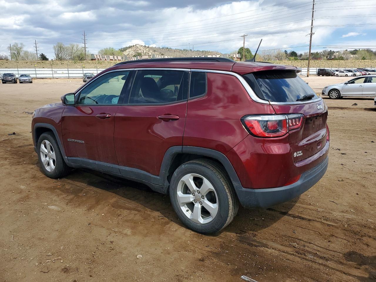 2020 Jeep Compass Latitude - Image 2