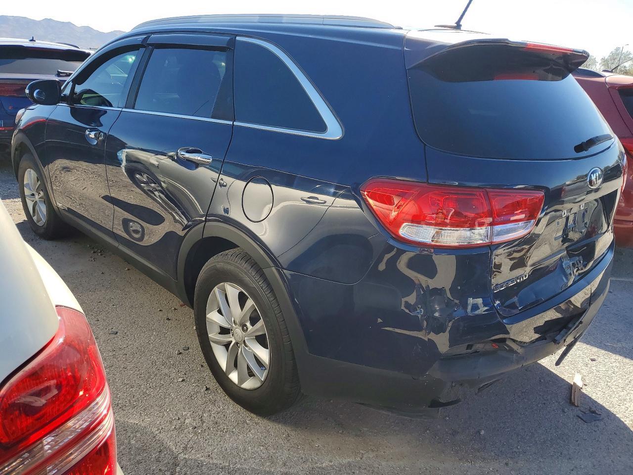 2017 Kia Sorento Lx V6 - Фото 2