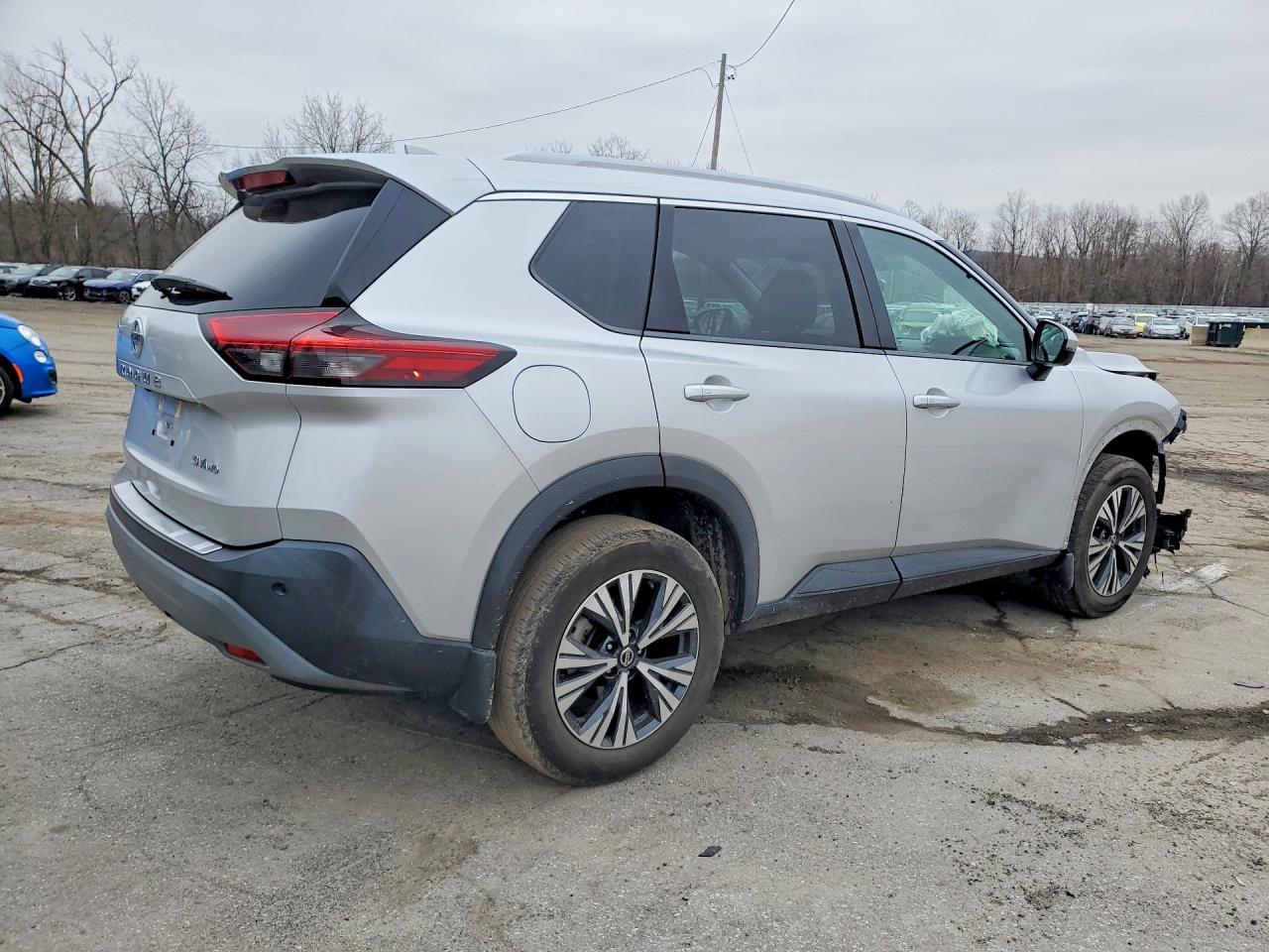 2021 Nissan Rogue Sv - Фото 3