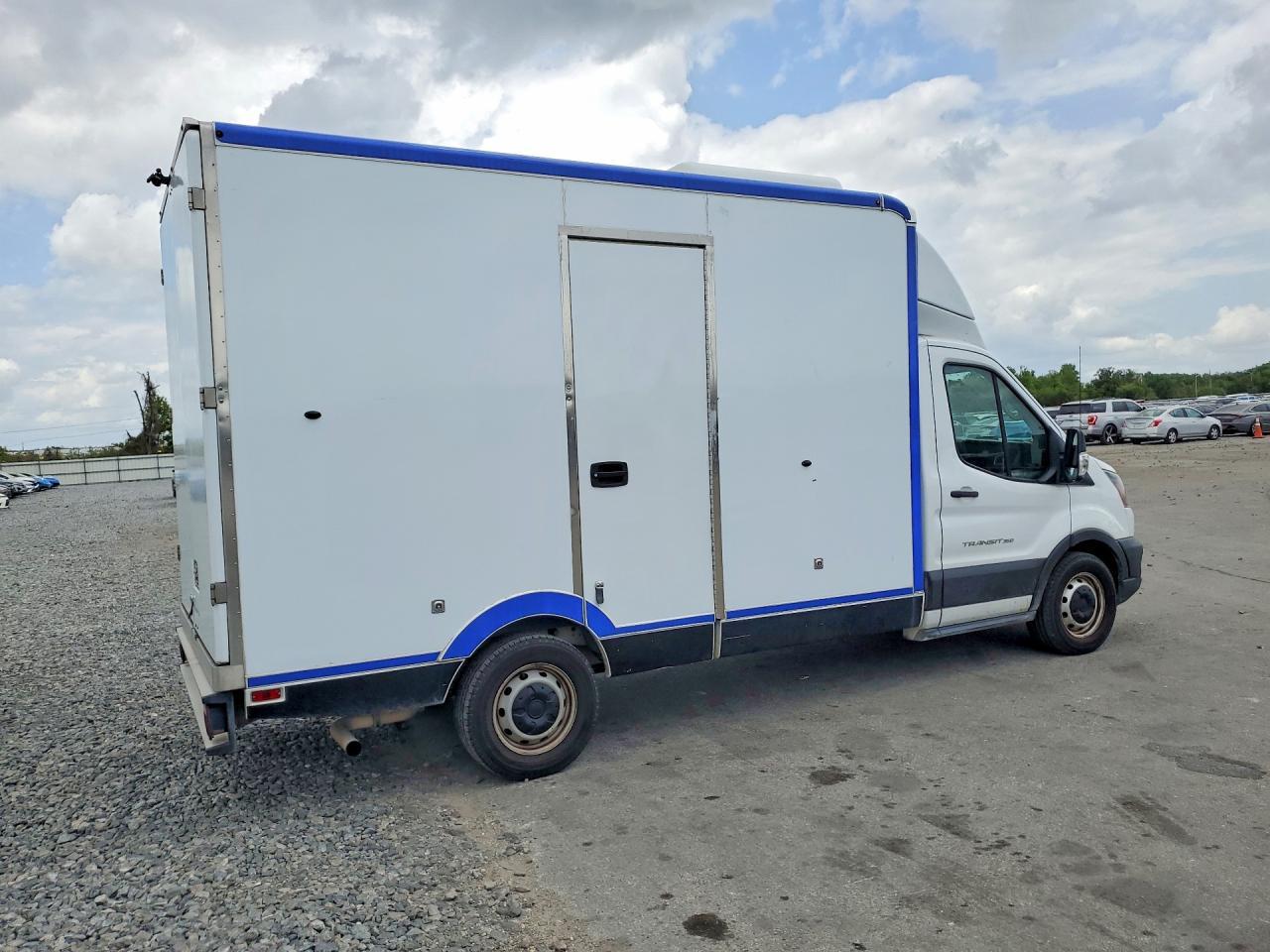 2021 Ford Transit Delivery Truck - Image 3