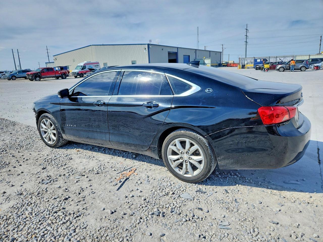 2019 Chevrolet Impala Lt - Фото 2