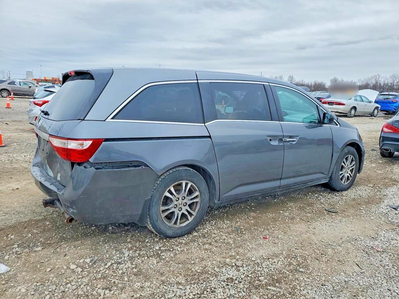 2013 Honda Odyssey Ex - Фото 3