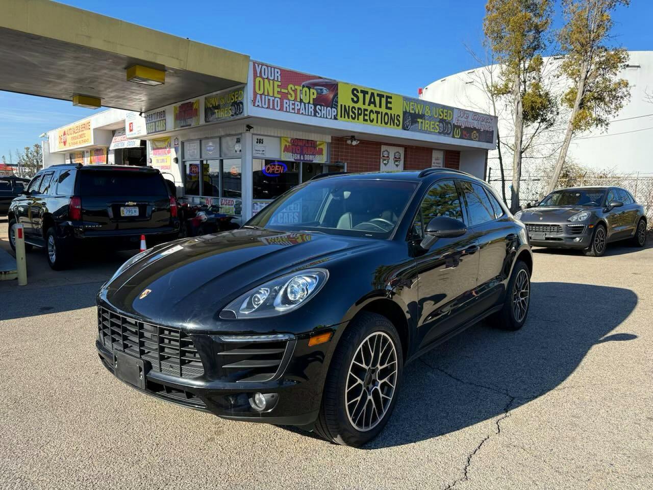 2016 Porsche Macan S - Image 2