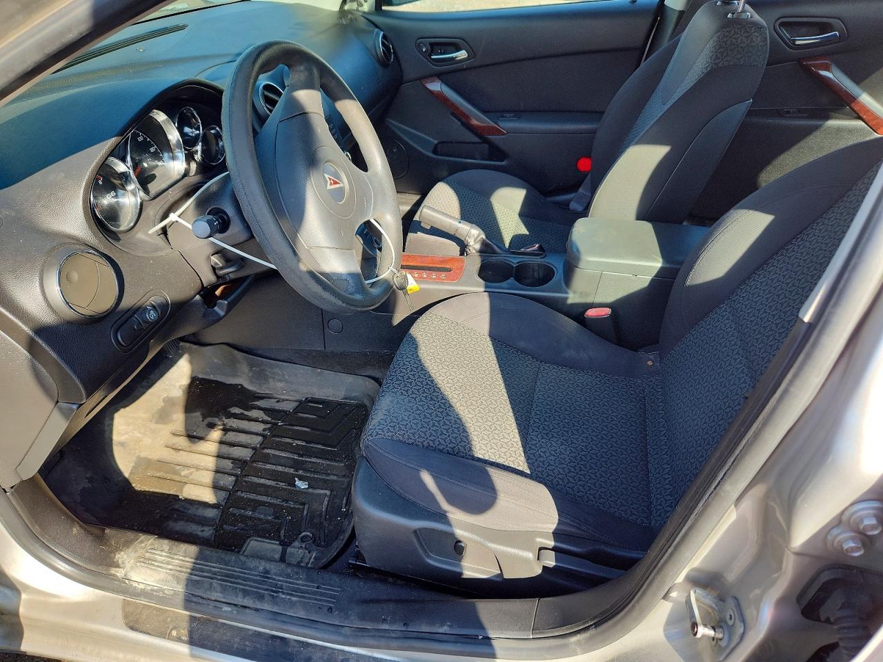 2007 Pontiac G6 Value Leader - Фото 7
