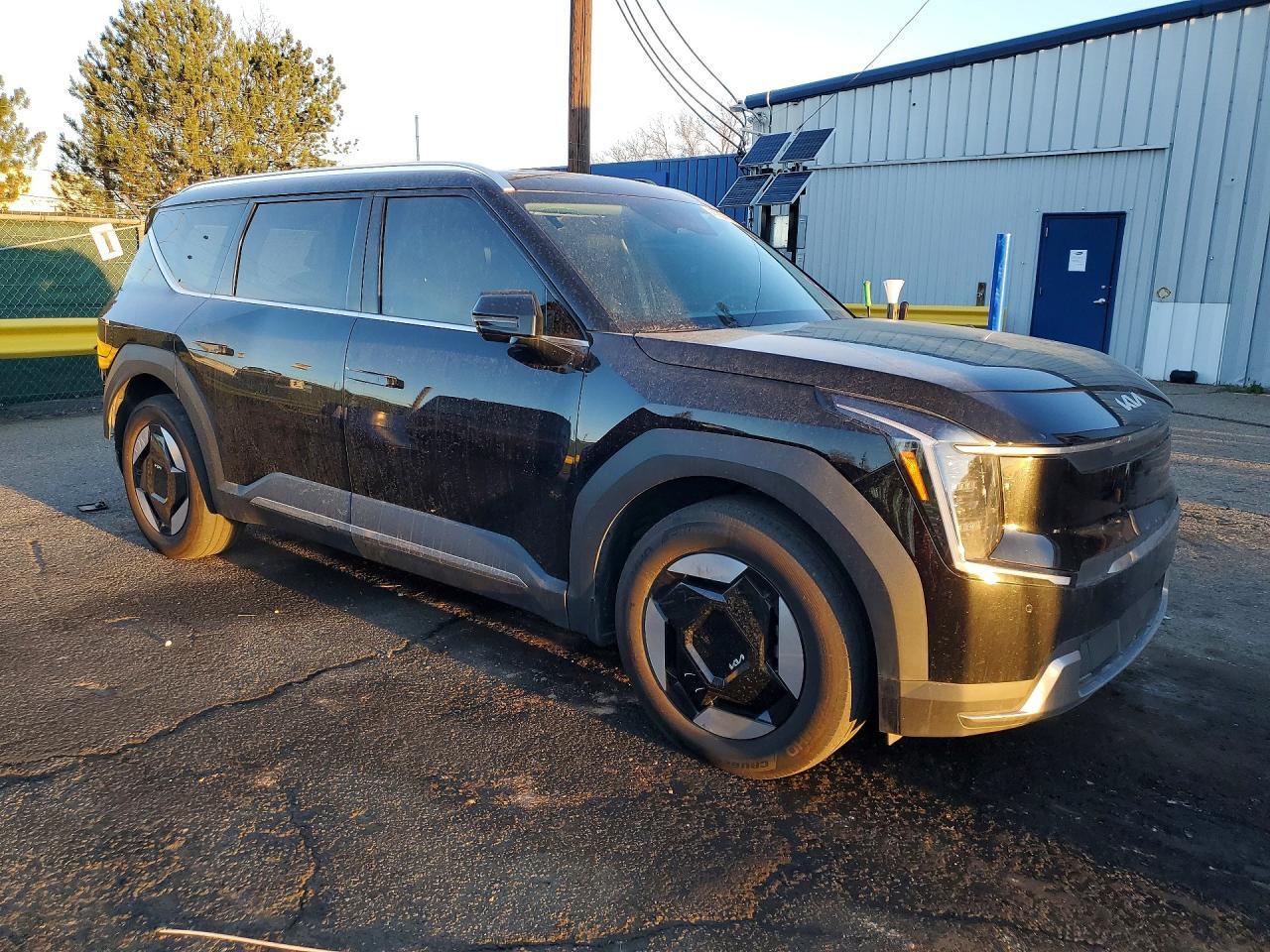 2025 Kia Ev9 Wind - Фото 4