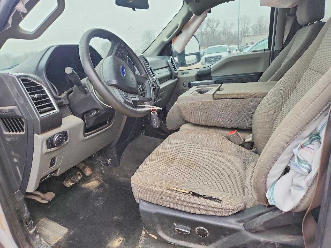 2018 Ford F250 Super Duty - Фото 7