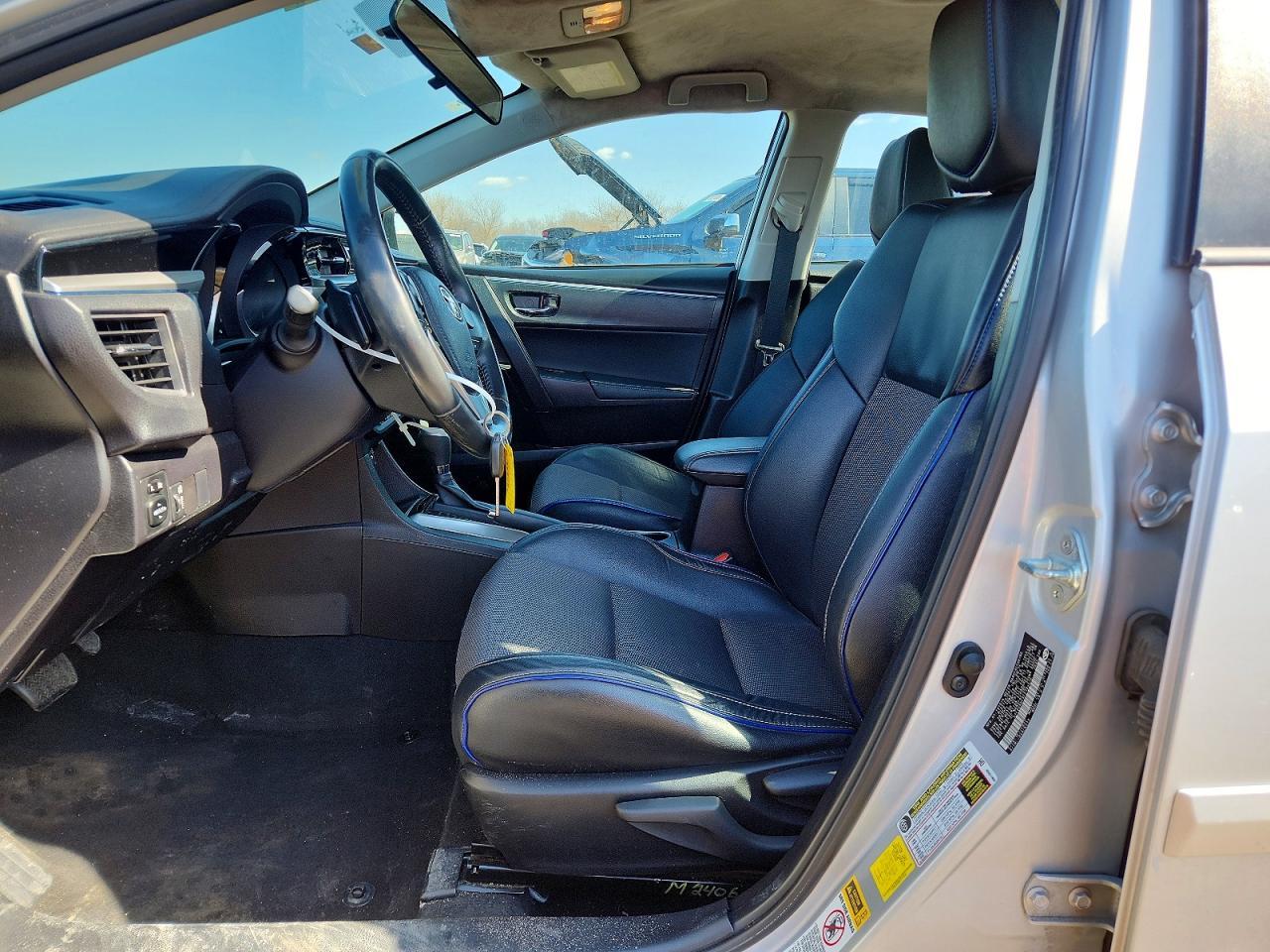 2015 Toyota Corolla S Plus - Фото 7