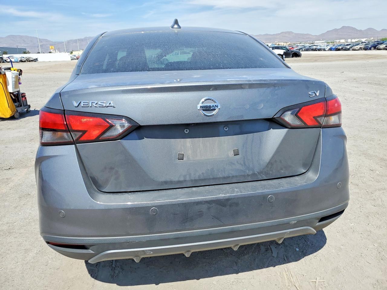 2021 Nissan Versa Sv - Фото 6