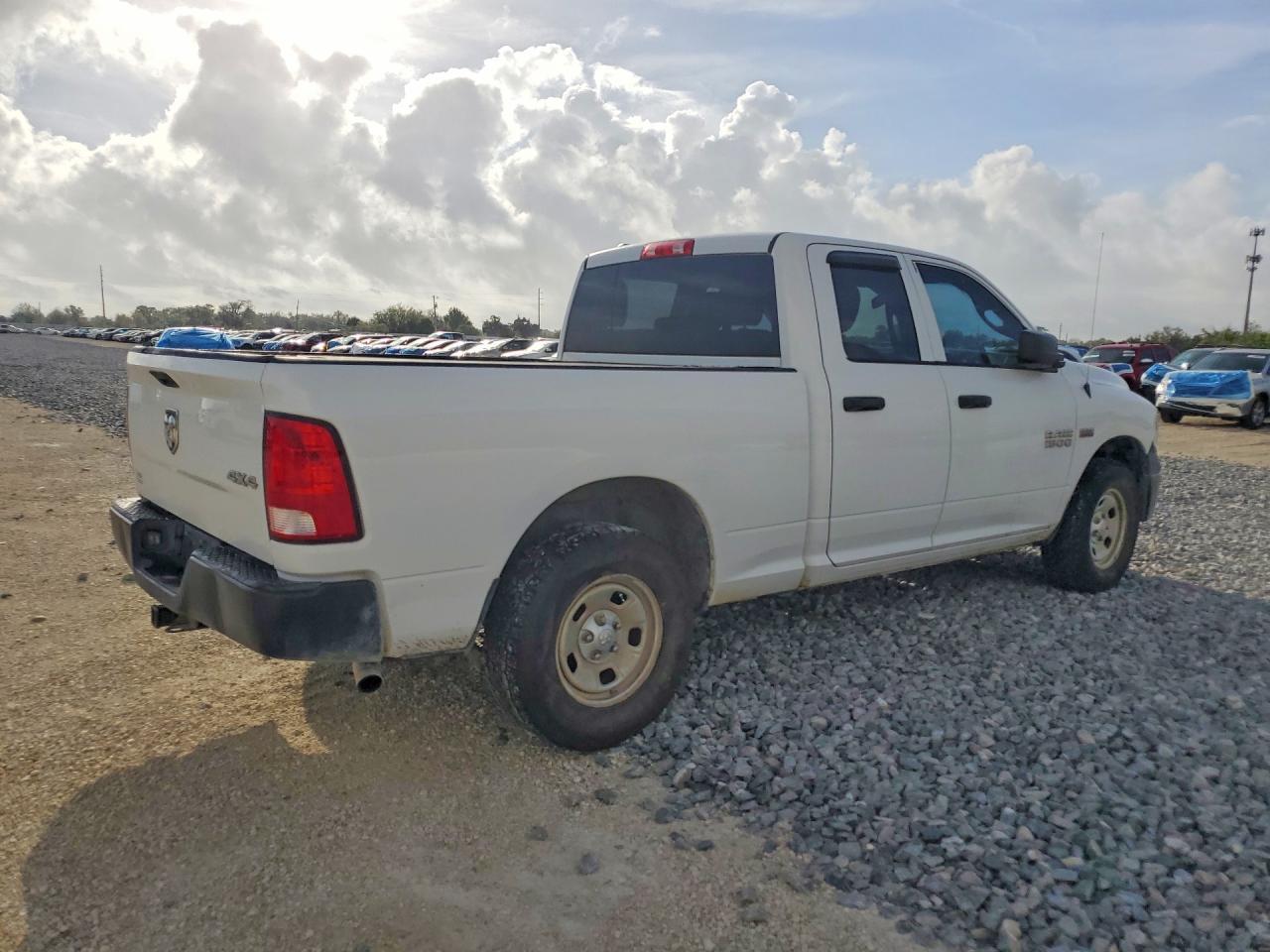 2016 Ram 1500 St - Image 3