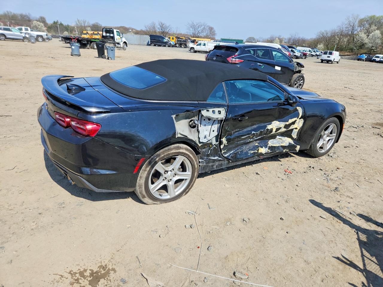 2023 Chevrolet Camaro Ls - Фото 3