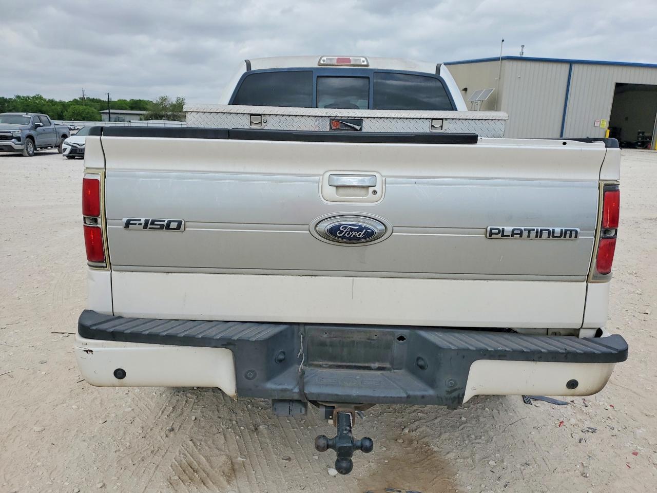 2011 Ford F150 Supercrew - Image 6