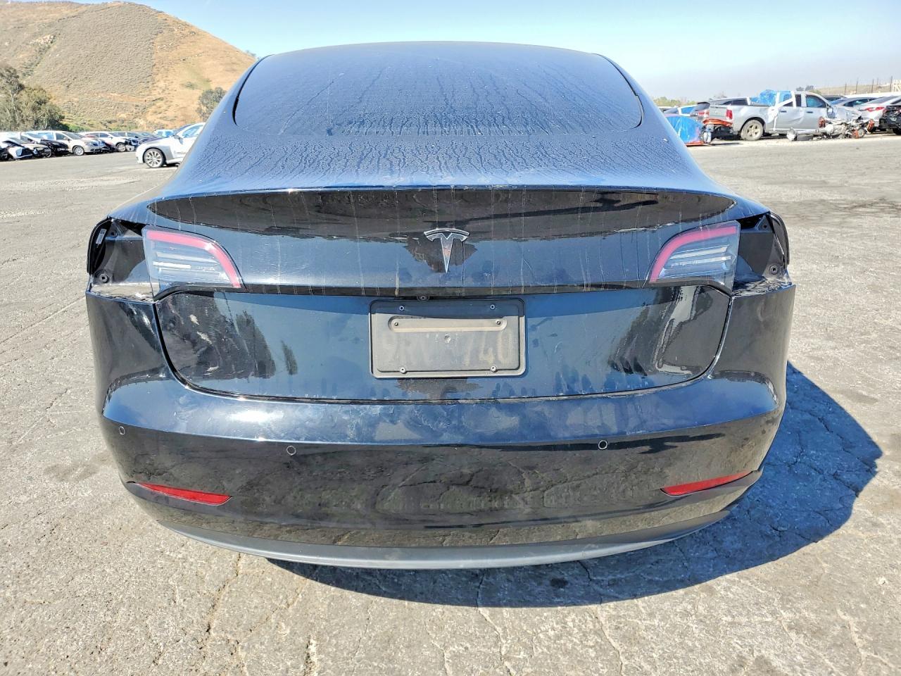 2022 Tesla Model 3 - Фото 6
