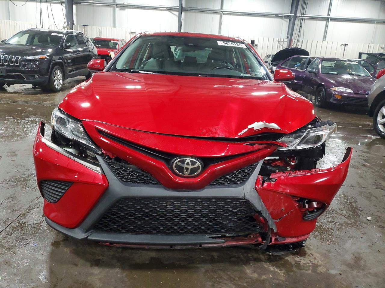 2019 Toyota Camry Se - Фото 5