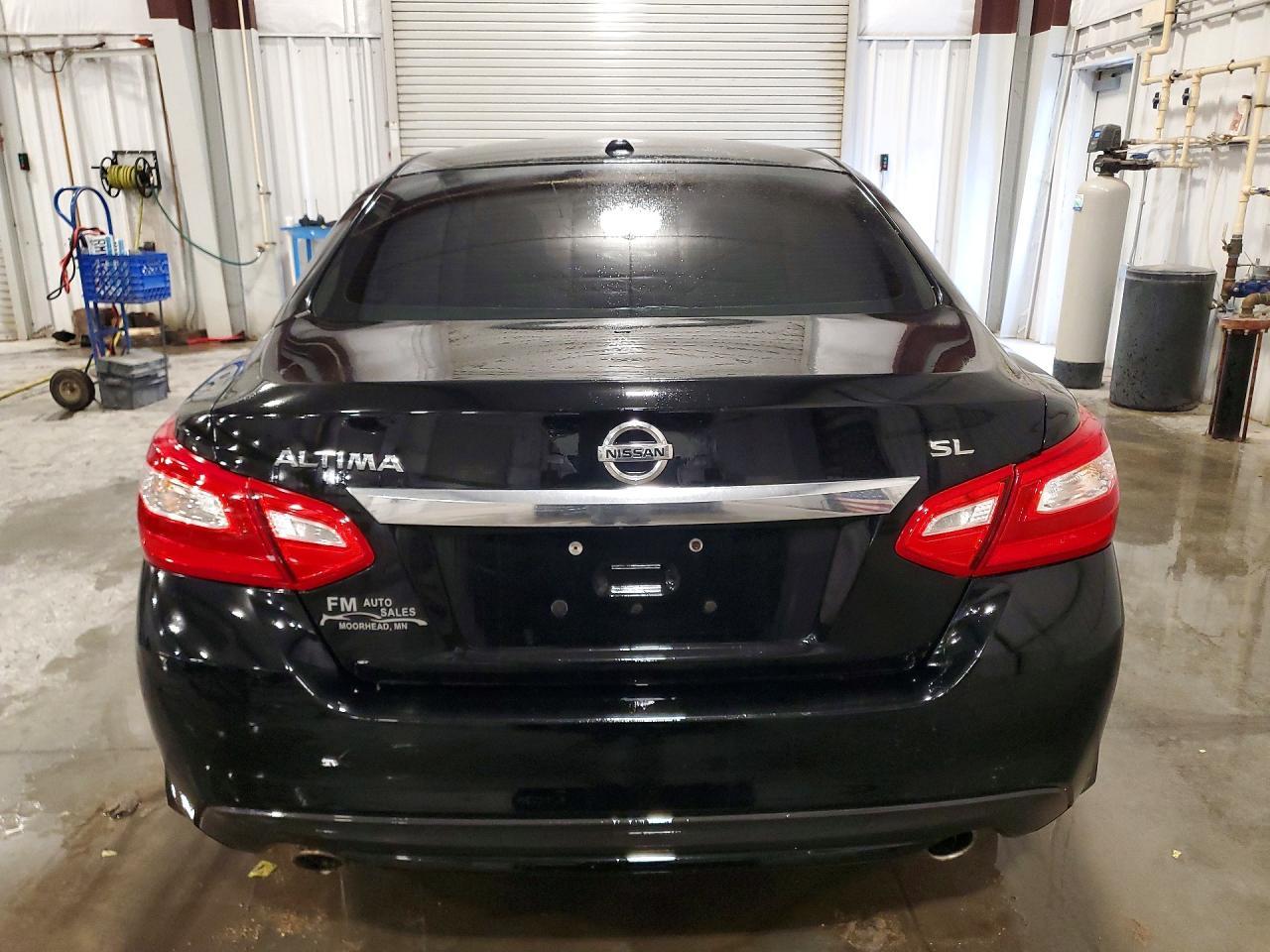 2017 Nissan Altima 2.5 S - Image 6