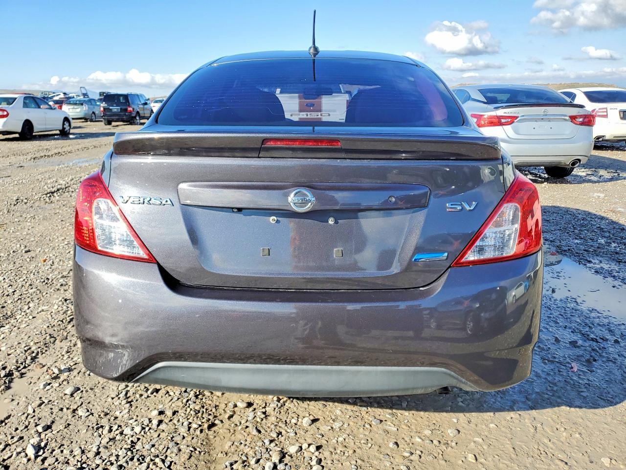 2015 Nissan Versa 1.6 Sv - Image 6