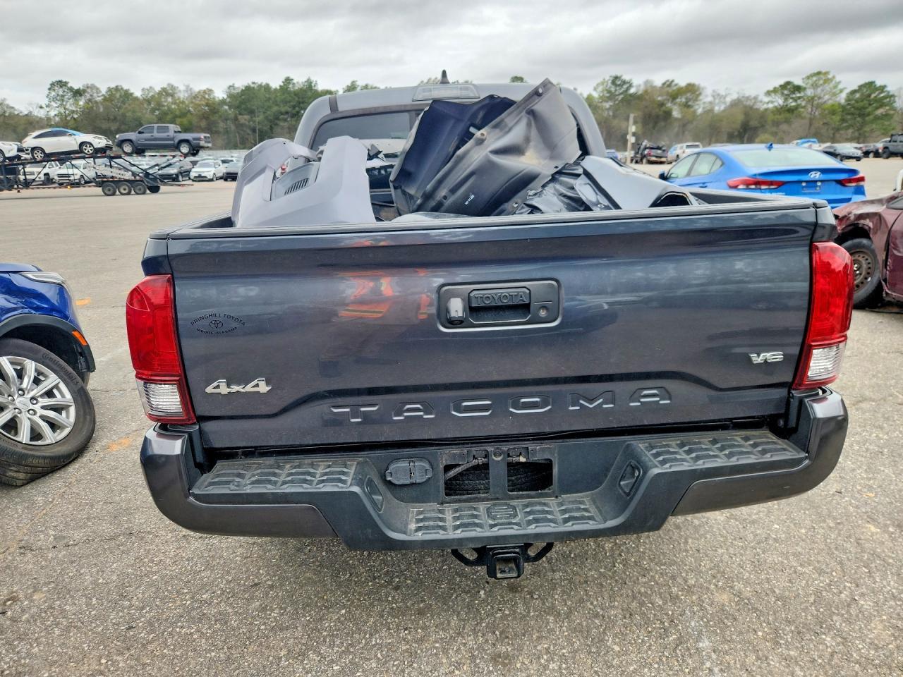 2023 Toyota Tacoma - Image 5