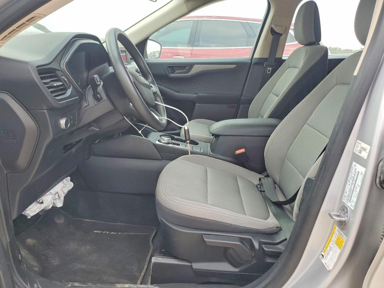 2020 Ford Escape S - Image 7
