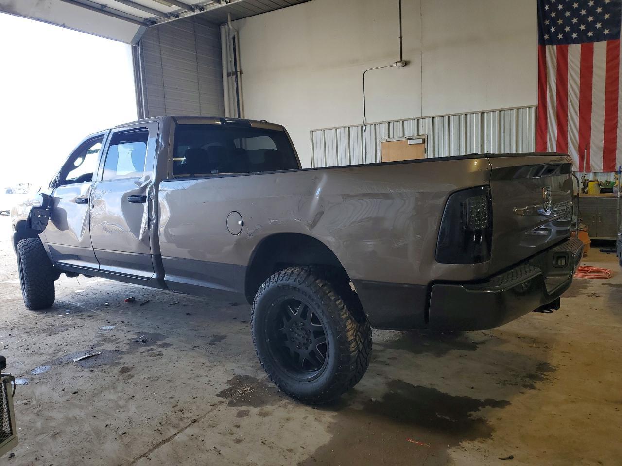 2010 Dodge Ram 2500 - Фото 2