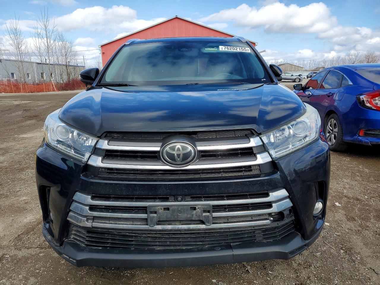 2018 Toyota Highlander Limited - Image 5