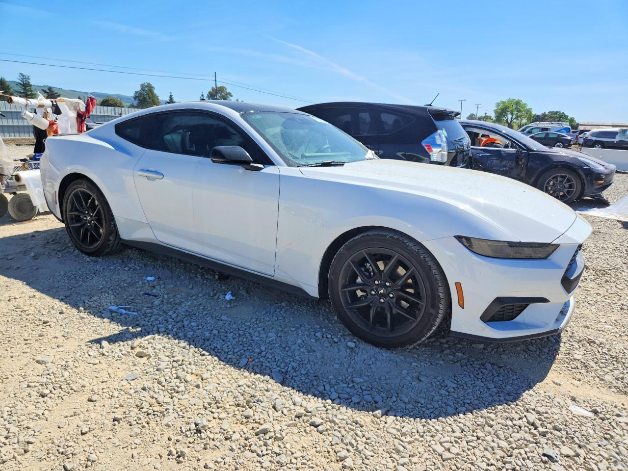 2025 Ford Mustang - Фото 4