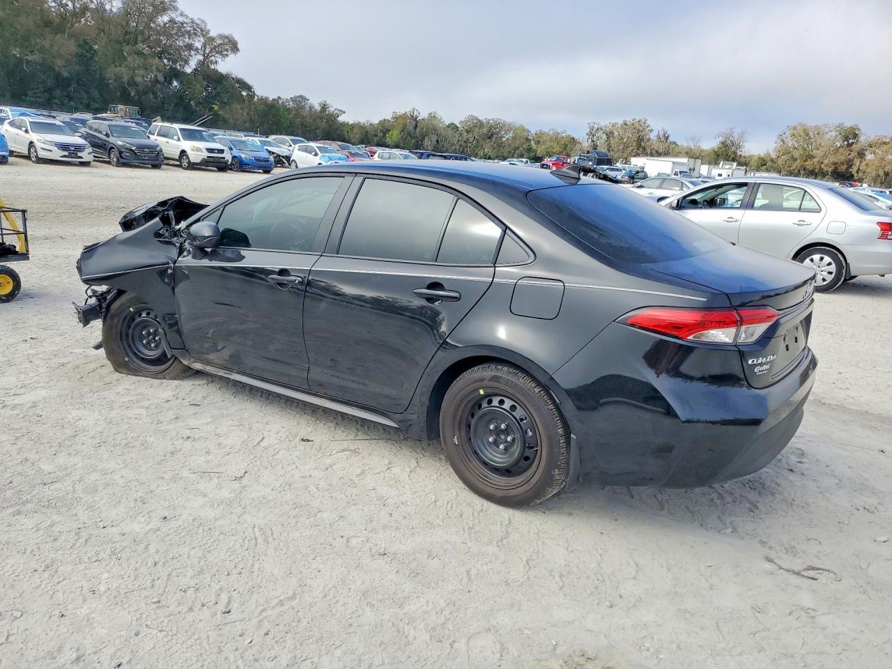 2026 Toyota Corolla Le - Фото 2