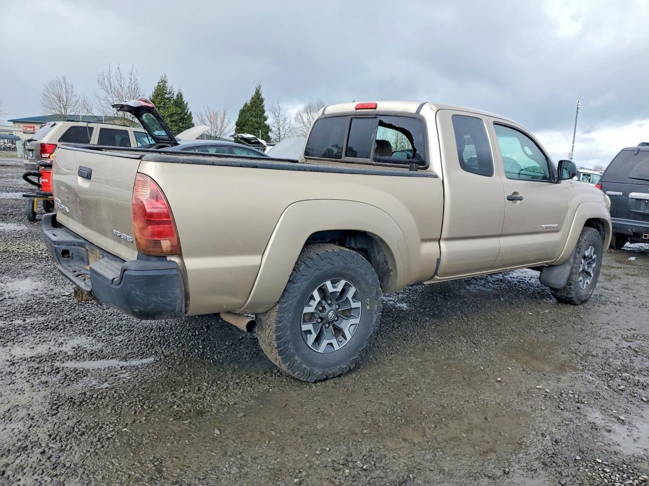2007 Toyota Tacoma V6 - Image 3