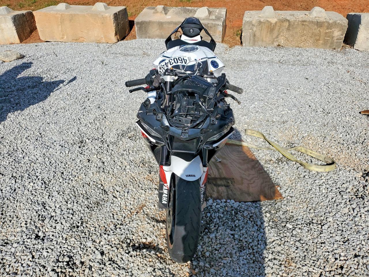 2024 Yama Yzfr1 - Фото 2