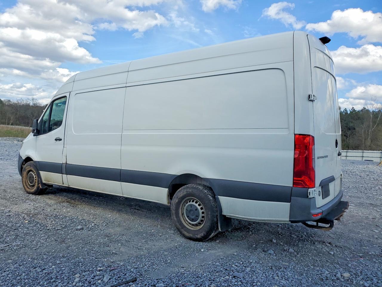 2021 Mercedes-Benz Sprinter 2500 - Image 2