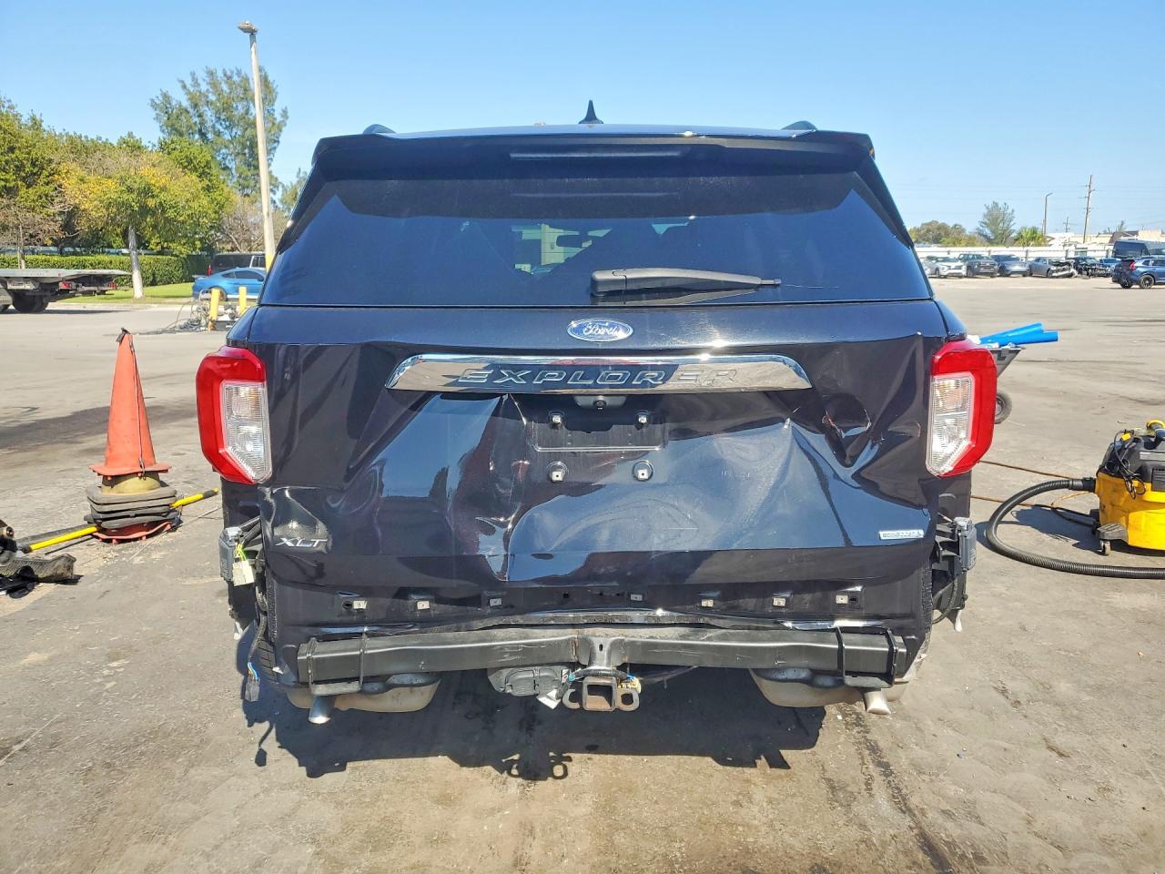 2020 Ford Explorer Xlt - Фото 6