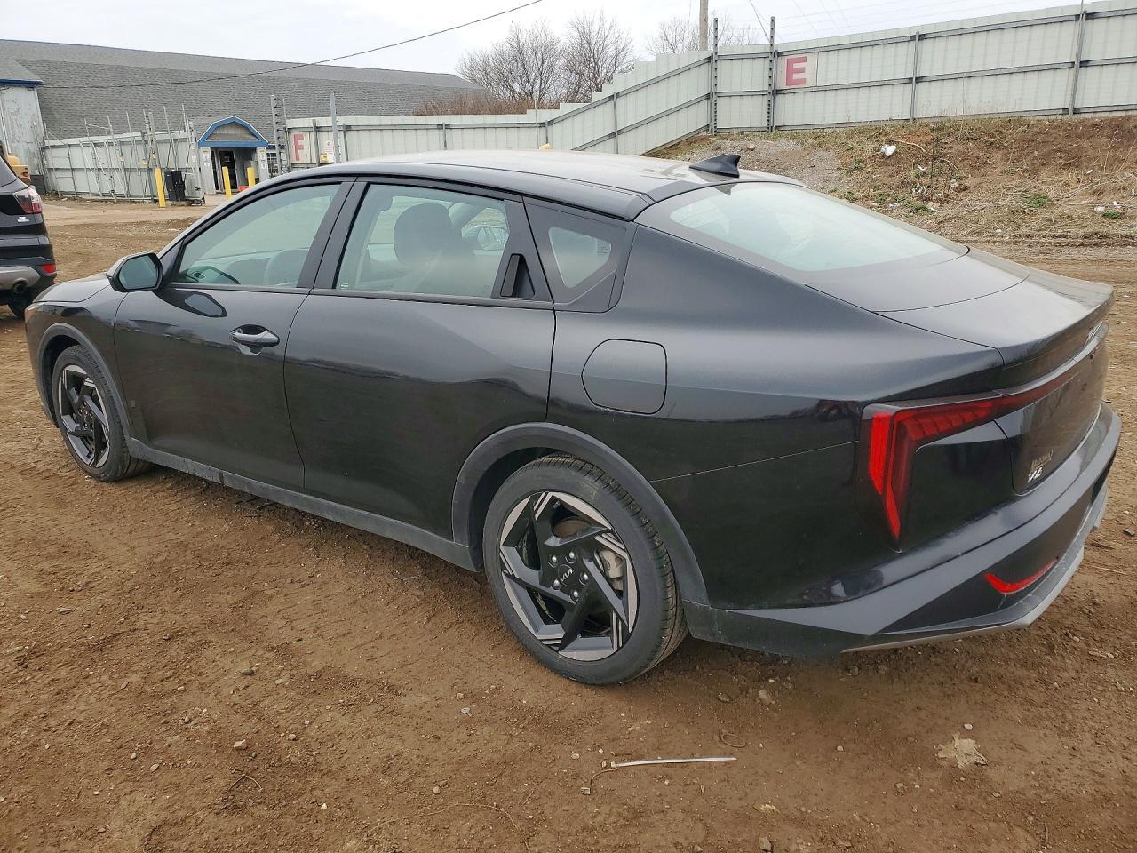 2025 Kia K4 Ex - Image 2