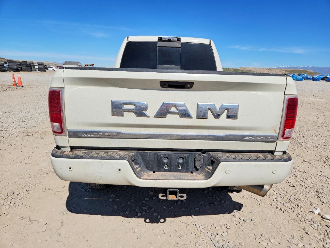 2018 Ram 2500 Longhorn - Image 6