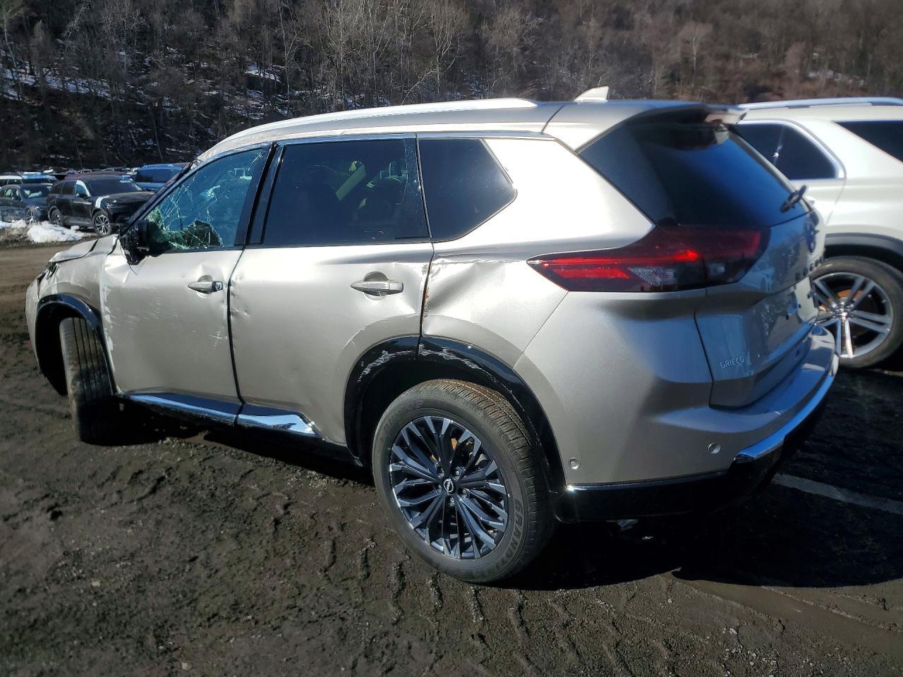 2026 Nissan Rogue Platinum - Фото 2