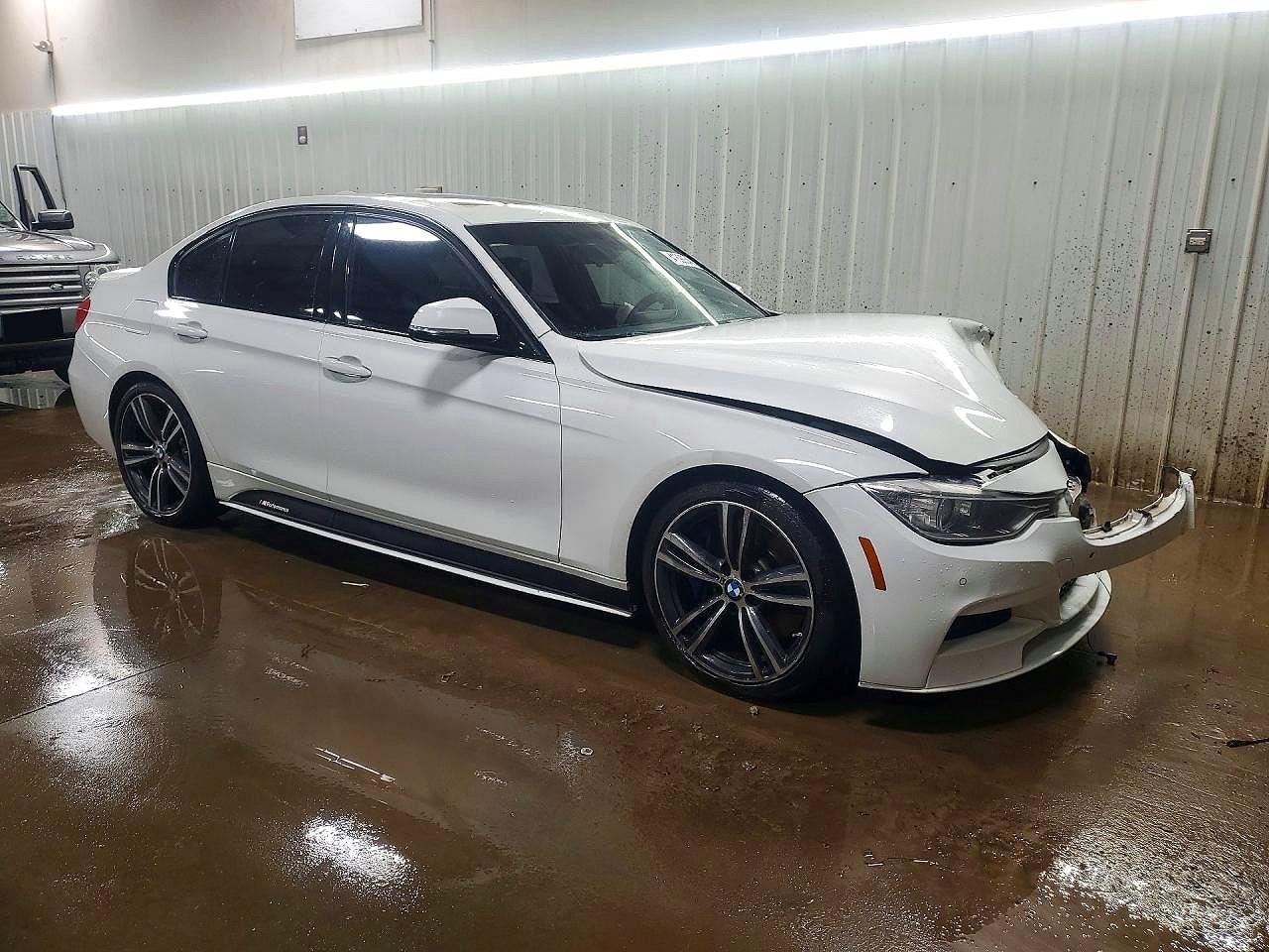 2015 BMW 335 I - Image 4