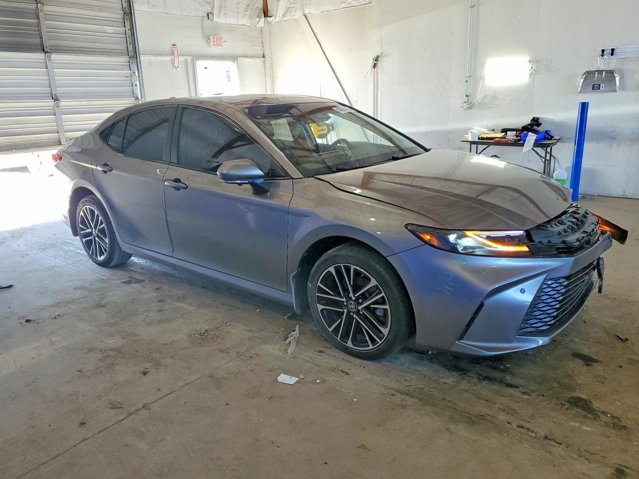2025 Toyota Camry Xle - Image 4