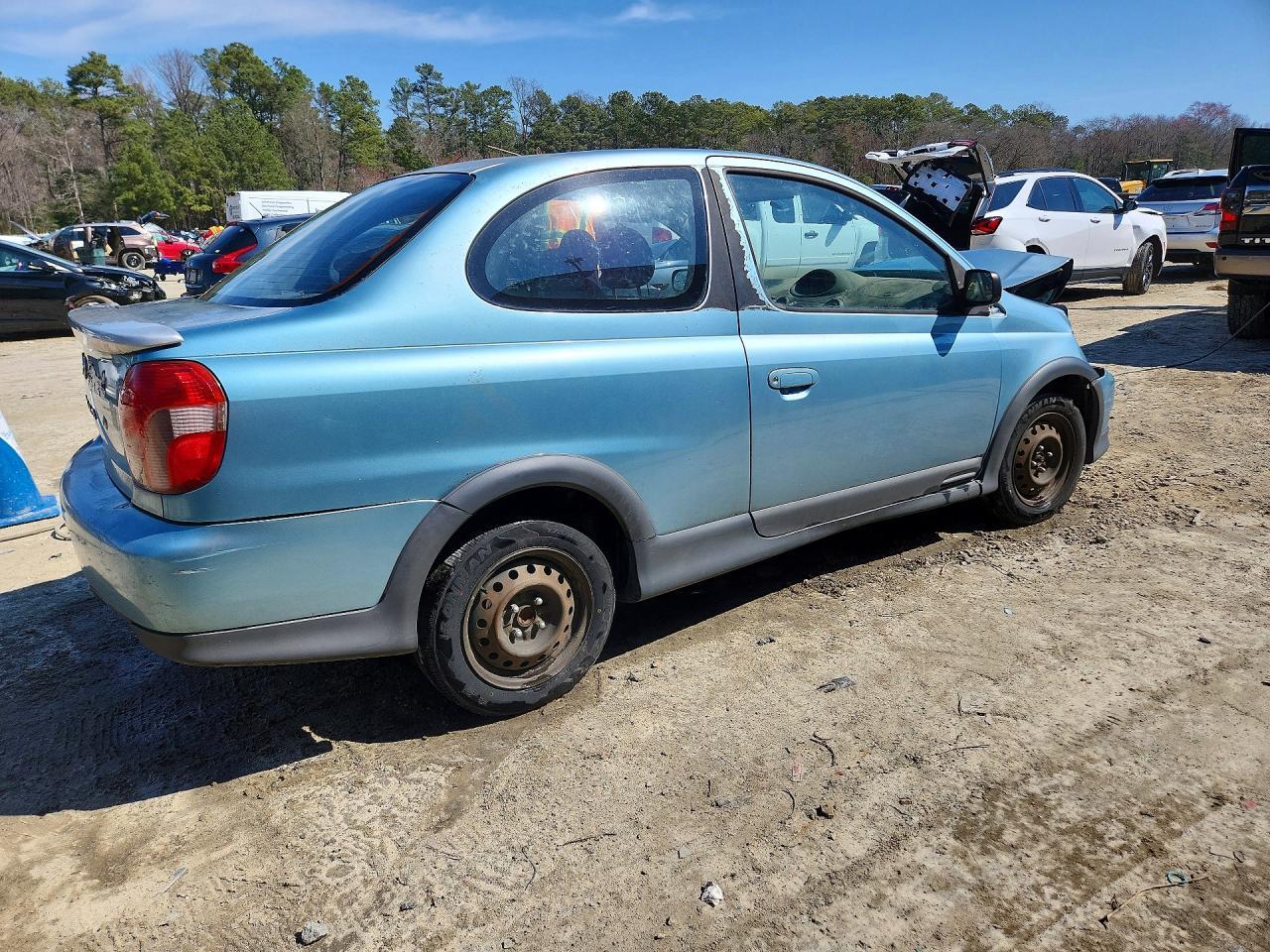 2000 Toyota Echo Base - Image 3